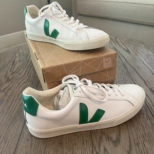 Men's Veja Sneaker